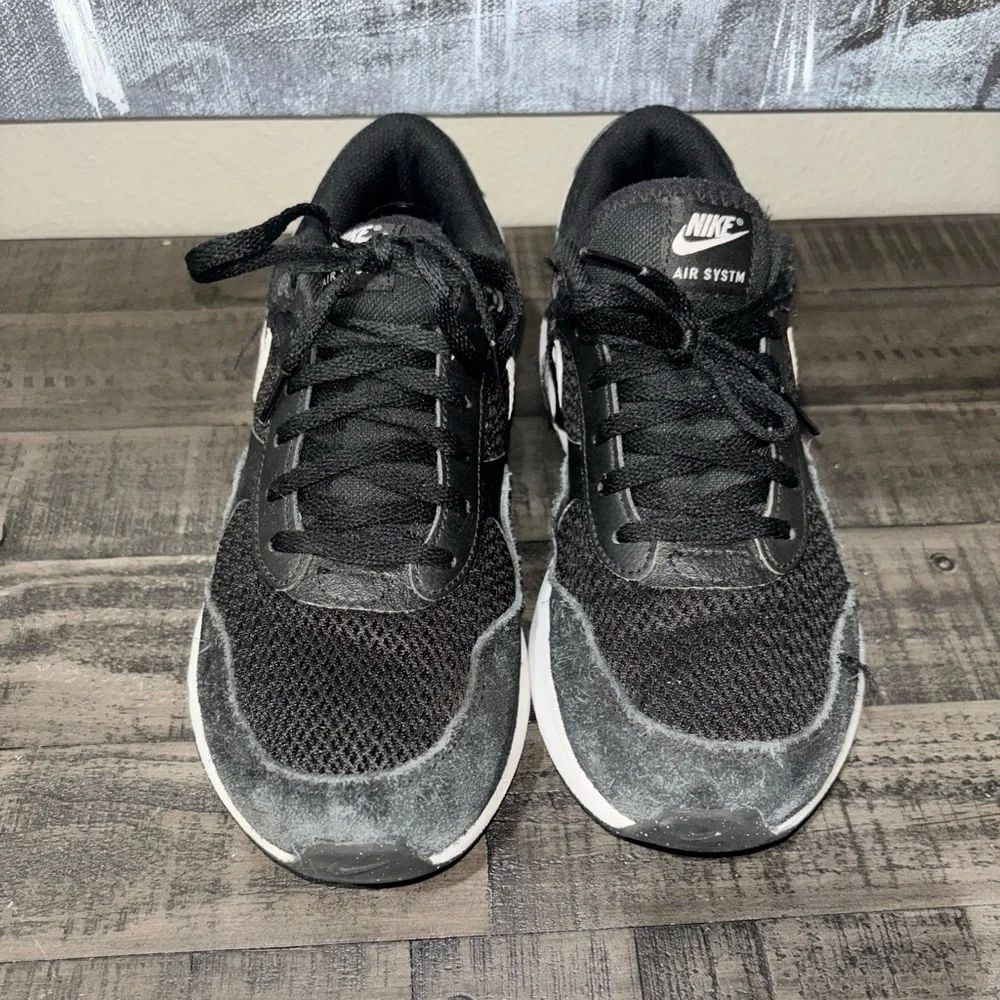 Nike Air Max SYSTM shoes SZ 7Y​